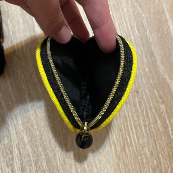 Marc Jacobs Tote and Cosmetic Pouch Set - Picture 4 of 4